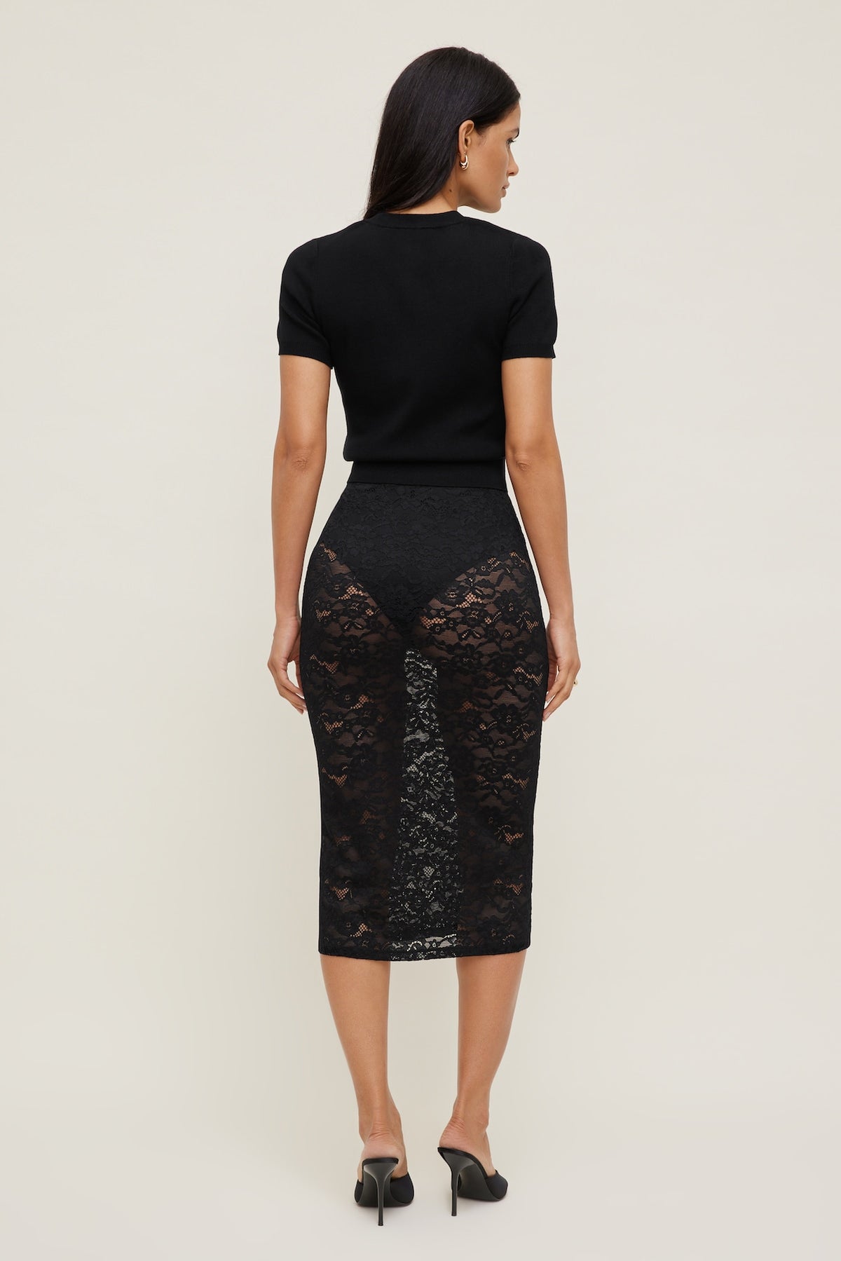 Dynamite Clara Short Sleeve Sweater Black