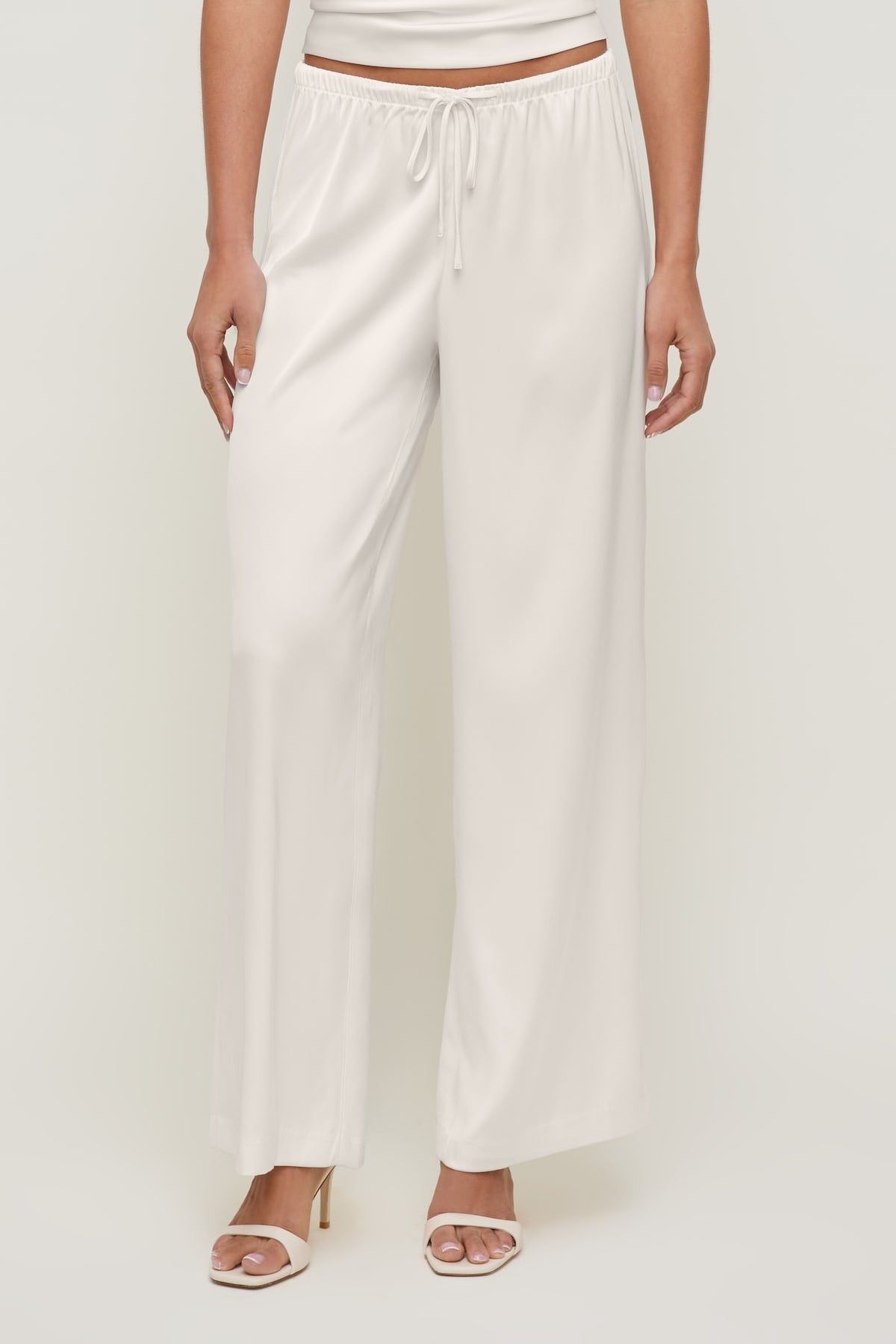 Dynamite Leo Satin Wide Leg Pants Beige