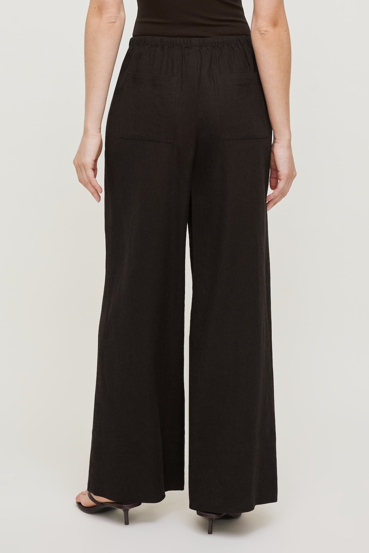 Dynamite Leo Linen Wide Leg Pants Brown