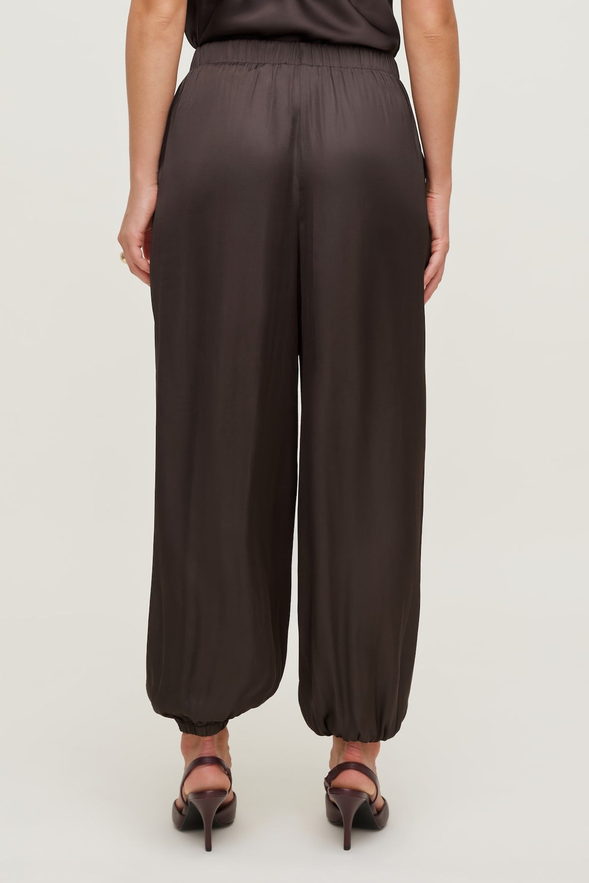 Dynamite Satin Balloon Pants Brown