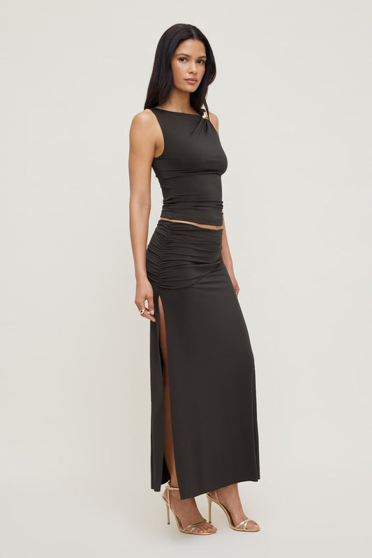 Dynamite Sculpt Slit Maxi Skirt Brown