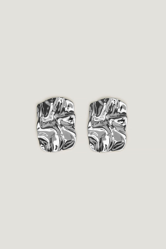 Dynamite Crumpled Button Earrings Gray
