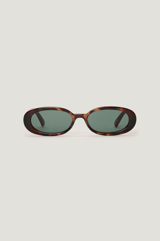Dynamite LE SPECS | Outta Love Oval Sunglasses Brown