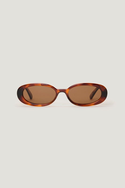 Dynamite LE SPECS | Outta Love Oval Sunglasses Brown