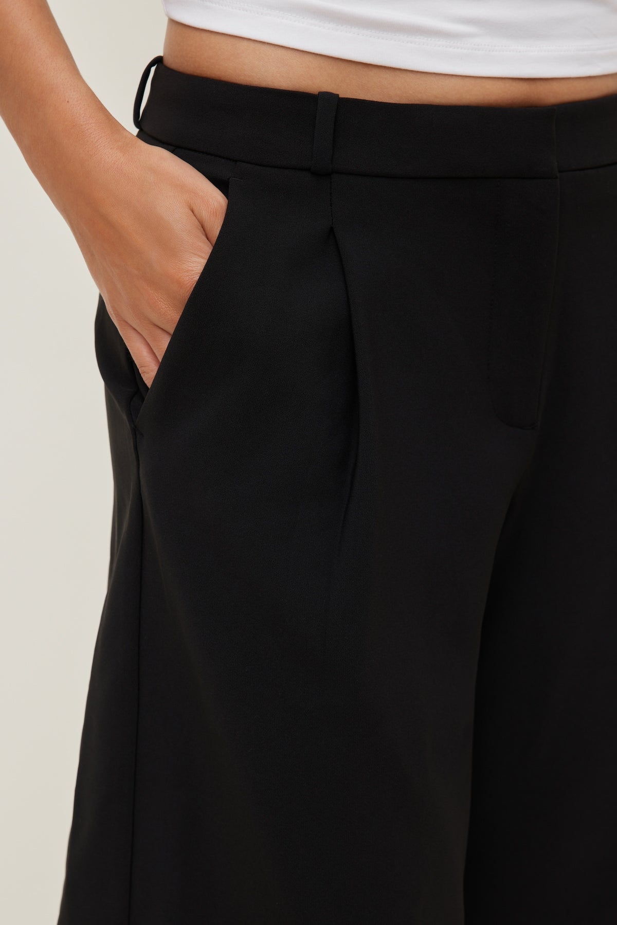 Dynamite Mid Rise Bermuda Shorts Black