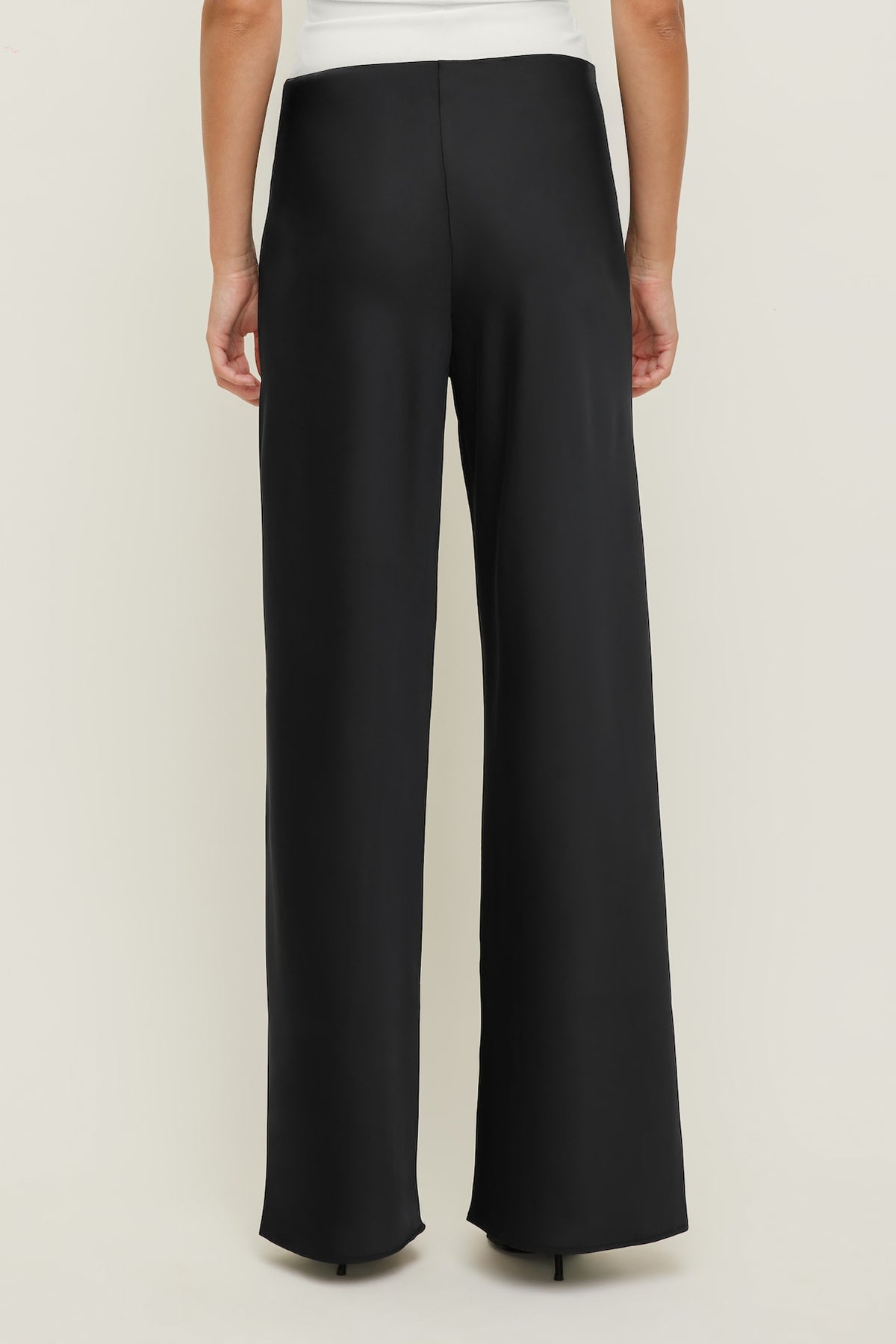 Dynamite Izzy Wide Leg Satin Pants BLACK