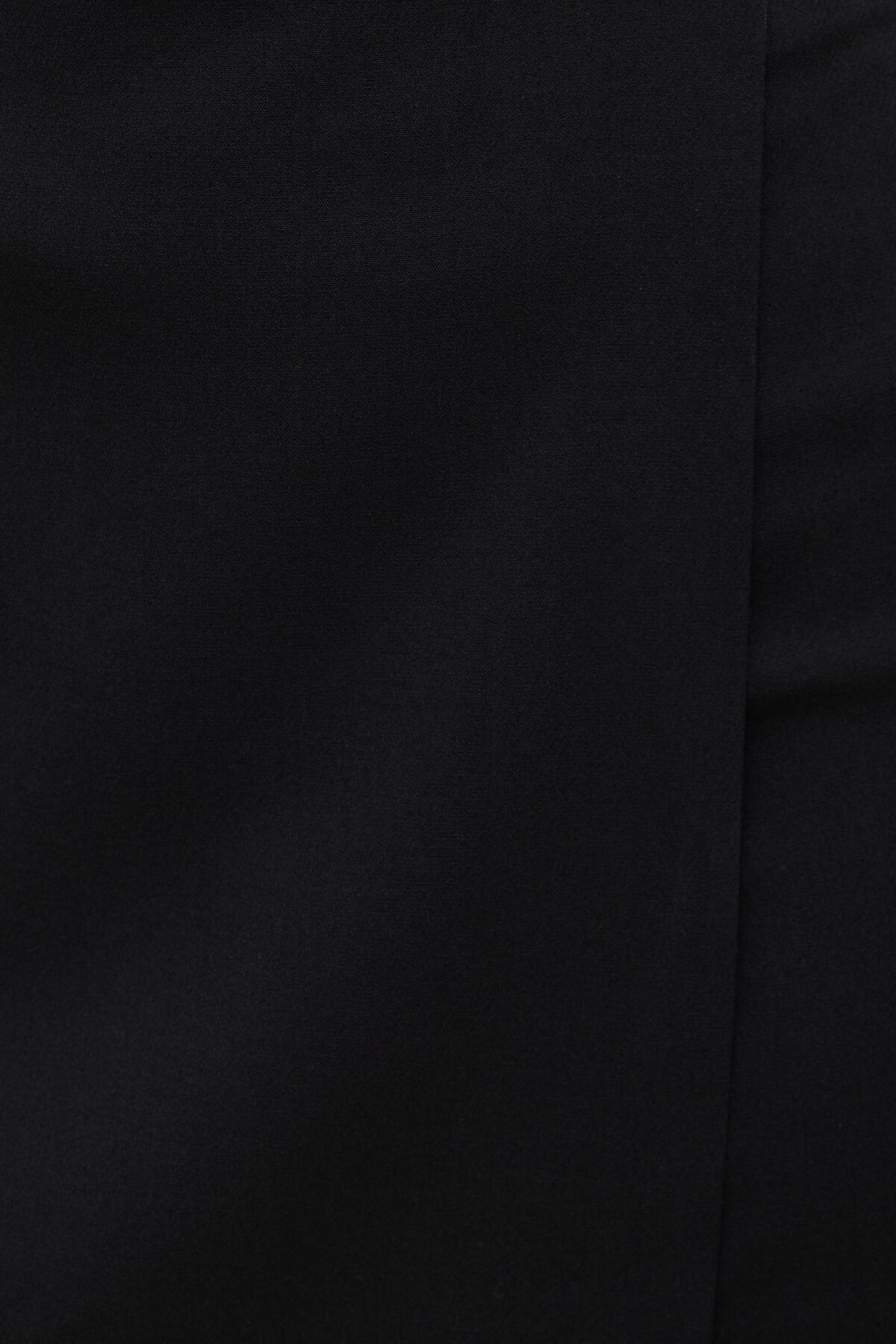 Dynamite Akaia Asymmetric Skort Black
