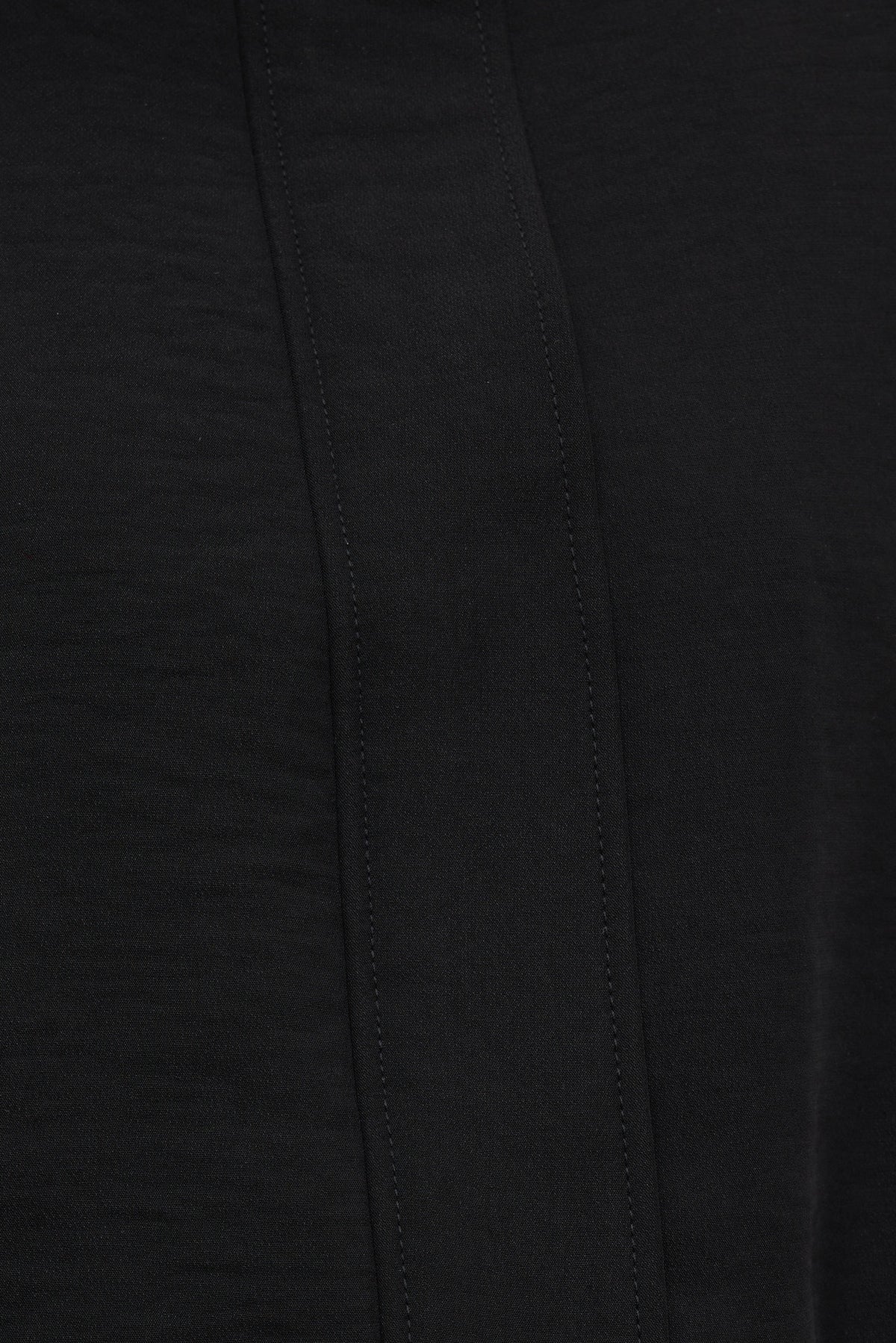 Dynamite High Neck Airflow Anorak Black