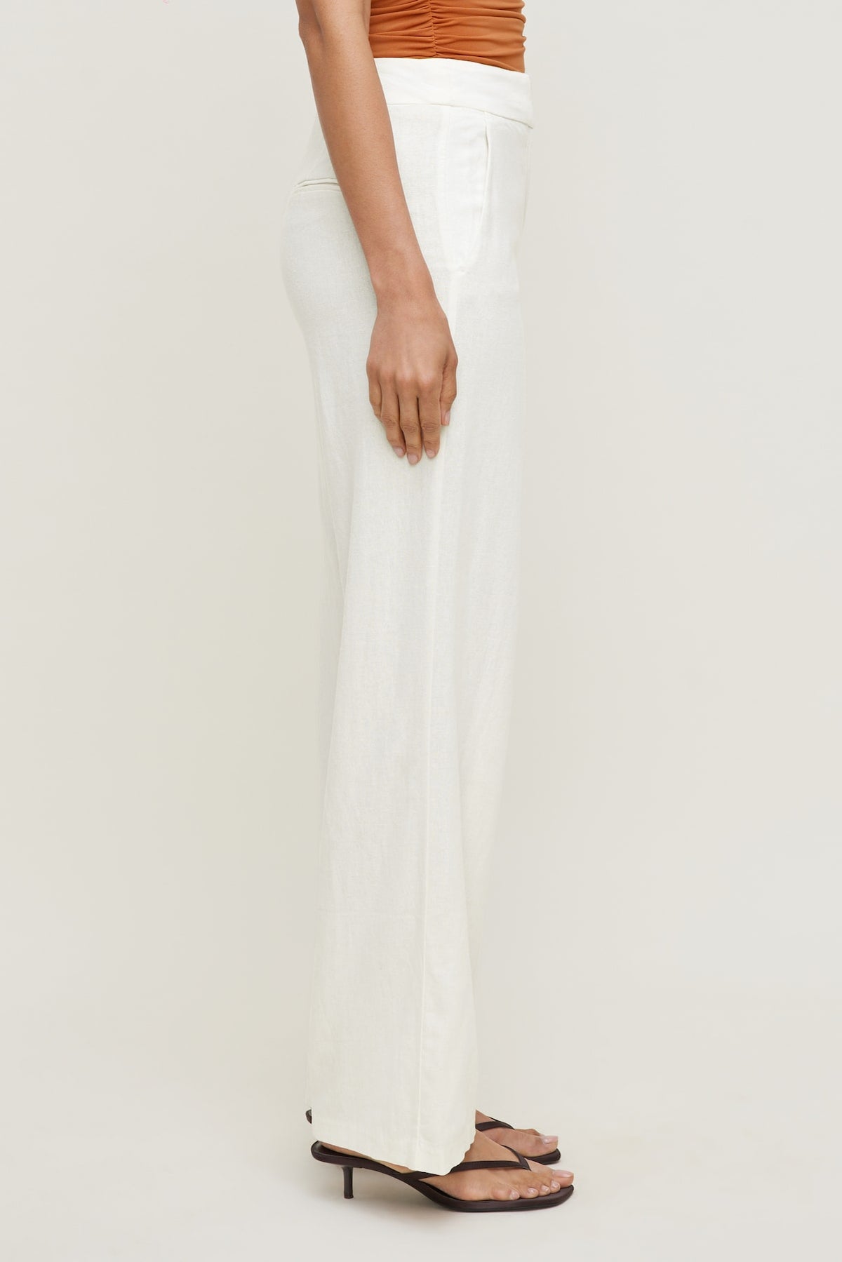 Dynamite Yasmin Linen Straight Leg Pants White