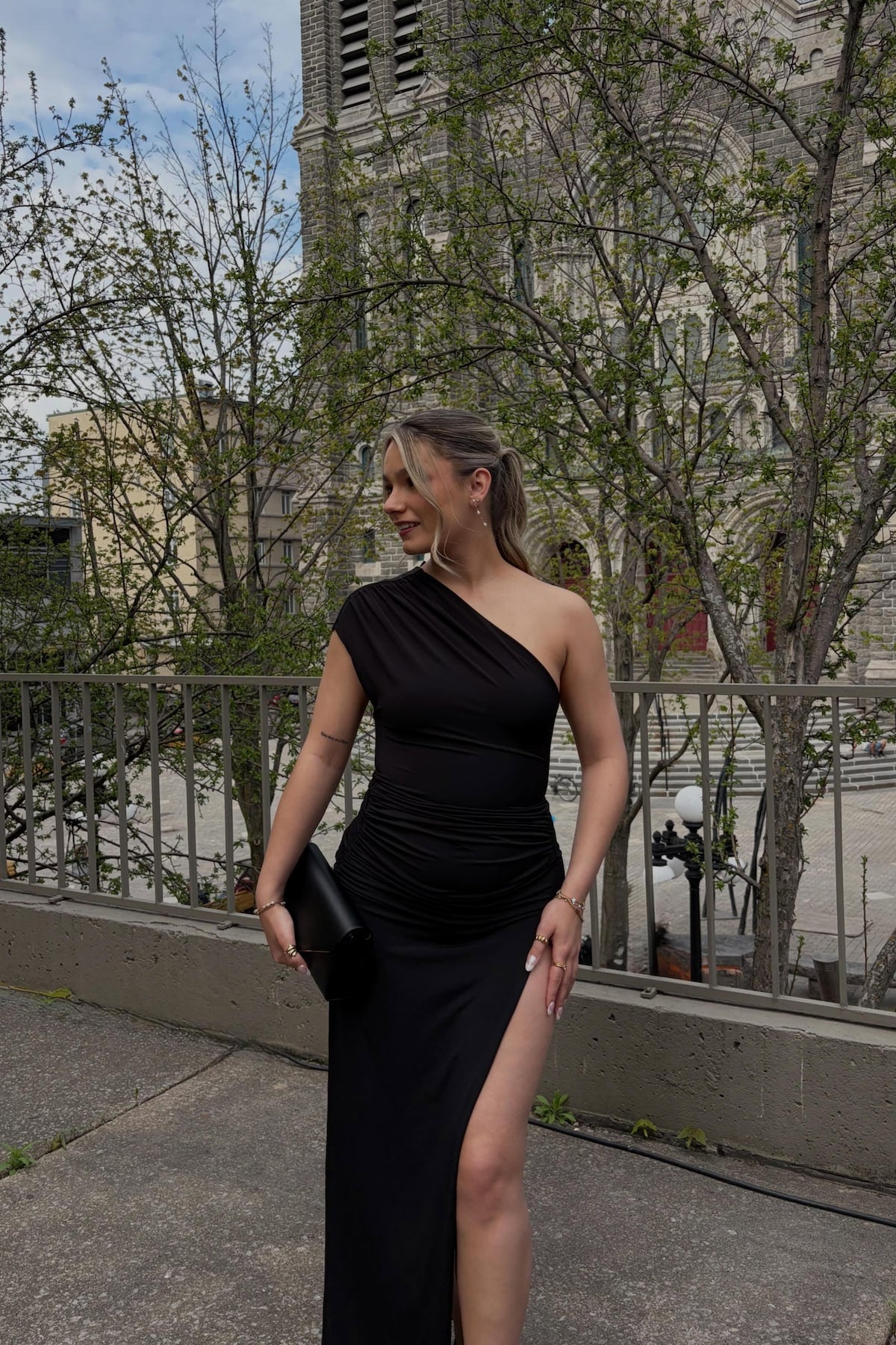 Dynamite Sculpt Slit Maxi Dress Black