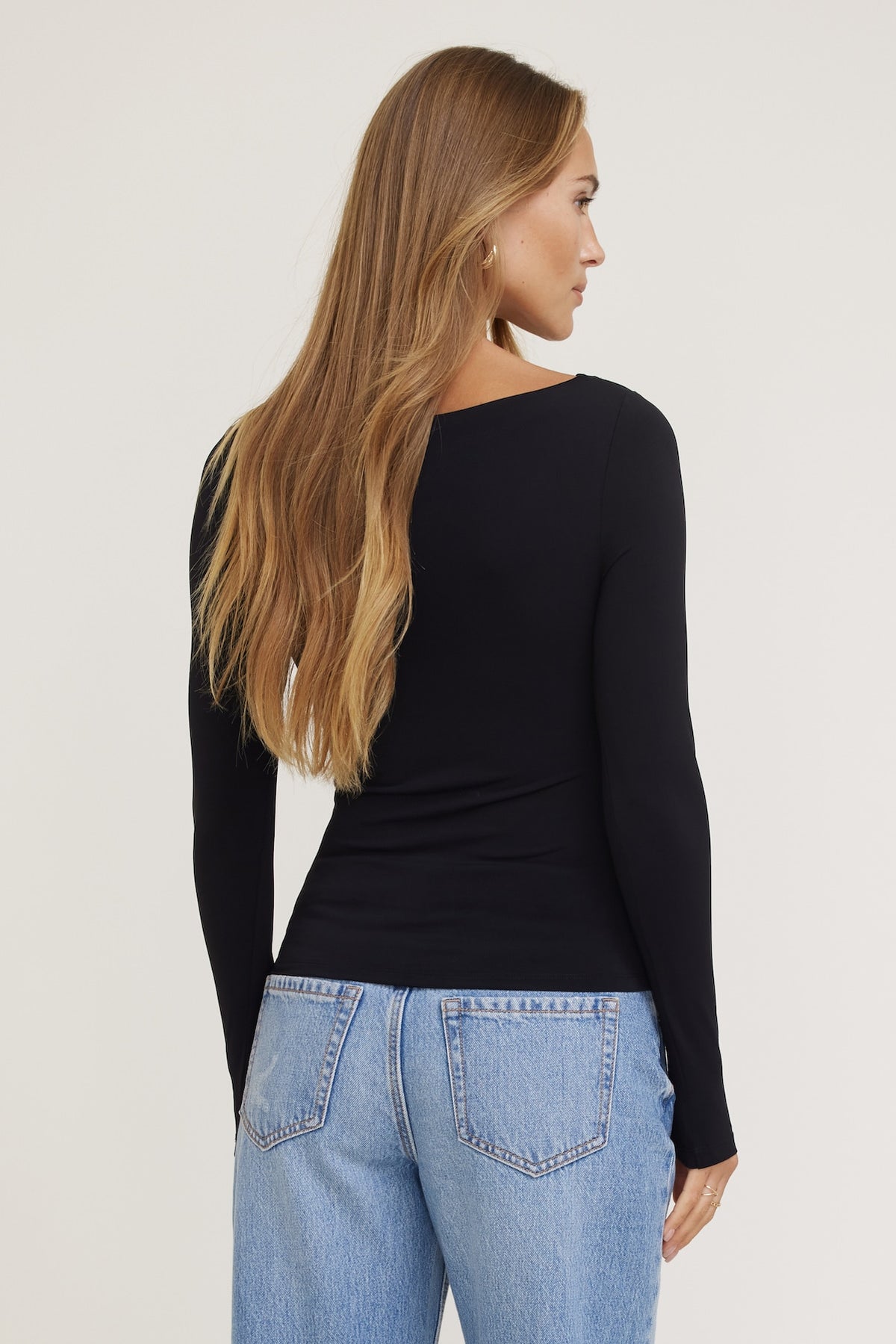 Dynamite Nola Sculpt Long Sleeve Top Black