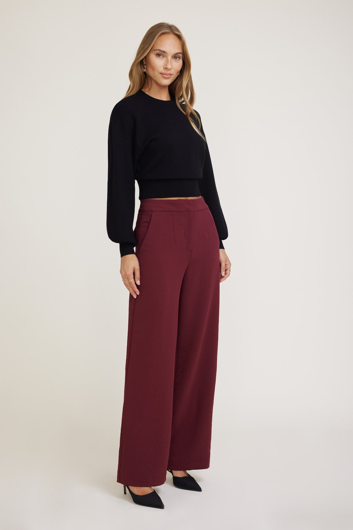 Dynamite Balloon Sleeve Sweater Black
