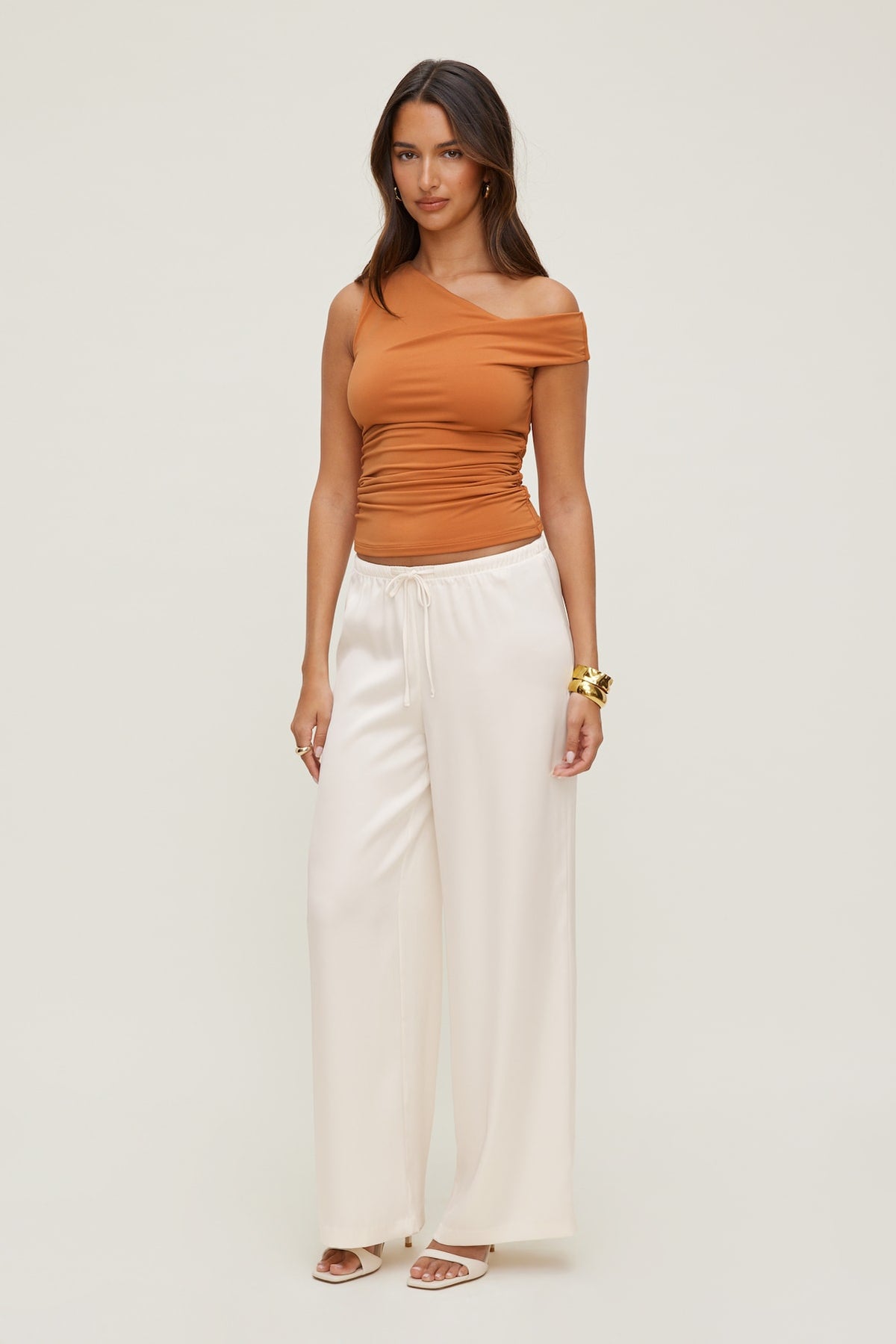 Dynamite Leo Satin Wide Leg Pants Beige