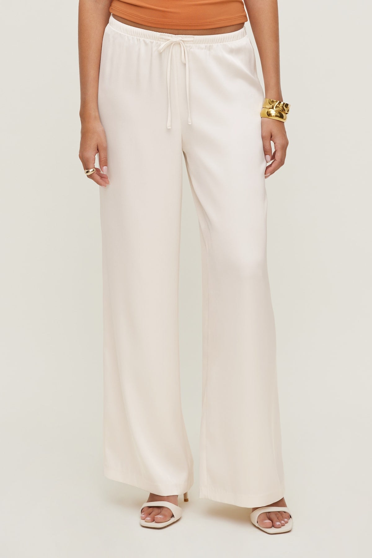 Dynamite Leo Satin Wide Leg Pants Beige
