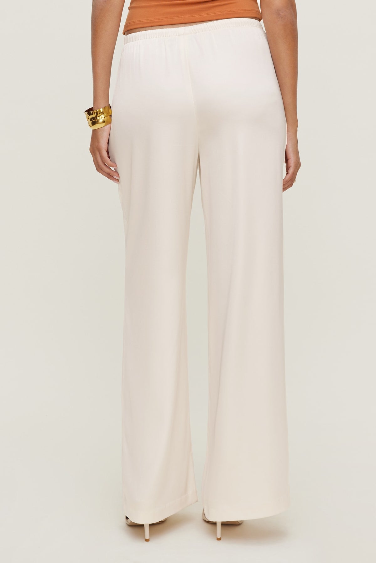 Dynamite Leo Satin Wide Leg Pants Beige
